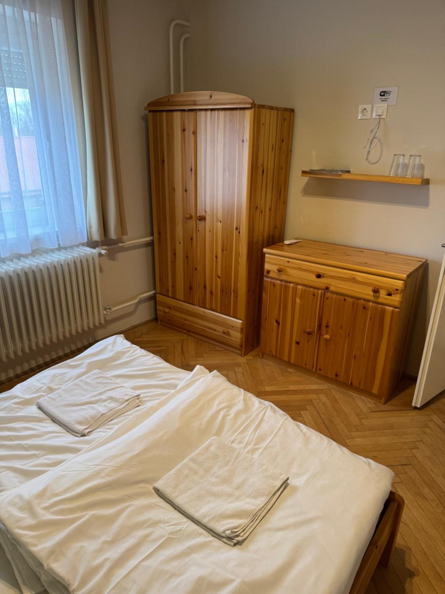 Csoemoeri Vendeghaz Hotel Csomor Bagian luar foto