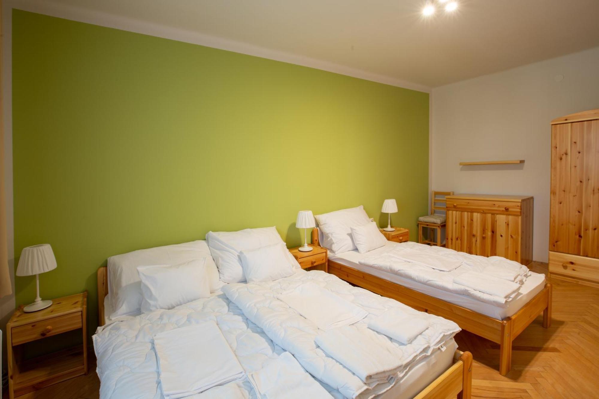 Csoemoeri Vendeghaz Hotel Csomor Bagian luar foto